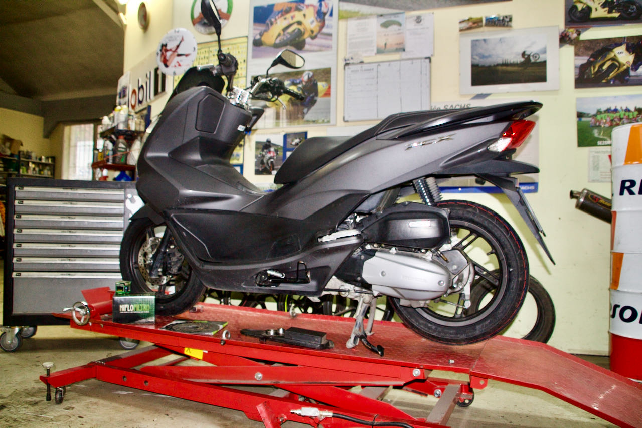 Servis skútrů Praha